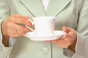 名簿作成やDM代行の依頼をしよう