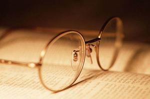 おいしい料理と共に食器やワイングラスにもこだわる