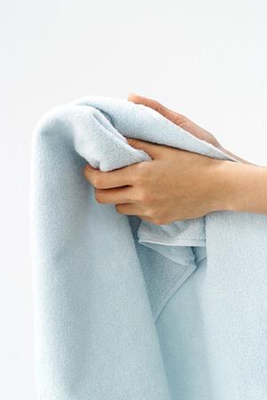 時間の合間を見て覆面調査員の仕事を行う